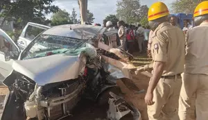 Five of family killed in road accident in K’taka, pet dog survives