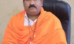 Will take back chopping off tongue remarks if Rahul visits Chaityabhoomi and apologises to BR Ambedkar: Sena MLA