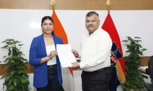 Boxer Nikhat Zareen takes over as Deputy Superintendent of Police in Telangana