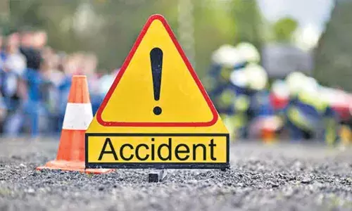 Tragic Road Accident in Jabalpur: 7 Labourers Killed as Truck Overturns on Auto