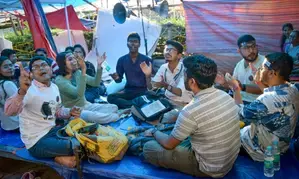 Facilities, arrangements withdrawn at junior doctors’ protest venue in Kolkata