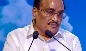 Union Min refutes Mamata’s allegation blaming BJP for flood situation in Bengal