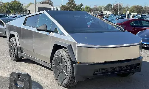 Tesla Cybertruck Allegedly Disabled Remotely Amid Russia-Ukraine Conflict: Chechen Leader Accuses Elon Musk