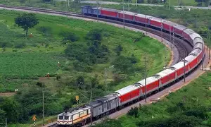 Eastern Railway cracks down on illegal alarm chain pulling, arrests 393 people