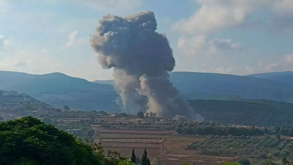 Israel Strikes Over 300 Hezbollah Bases in Two Major Attacks as Border Tensions Escalate Israel Strikes Over 300 Hezbollah Bases in Two Major Attacks as Border Tensions Escalate