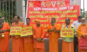Hindu religious leaders stage protest at TTD over laddu row