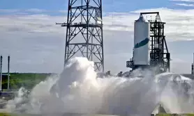 Blue Origins massive new rocket completes critical test