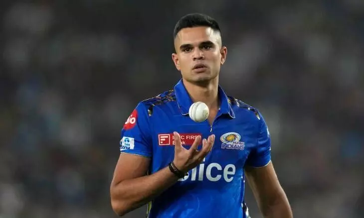 Arjun Tendulkar Turns 25: A Look at His Net Worth Arjun Tendulkar Turns 25: A Look at His Net Worth