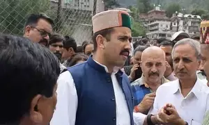 Is an attempt to drift towards Soft Hindutva creating rift in the Himachal Congress?