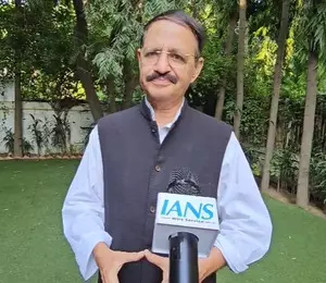 Not a minister but Himachal CM will decide on regulating eateries: Rashid Alvi