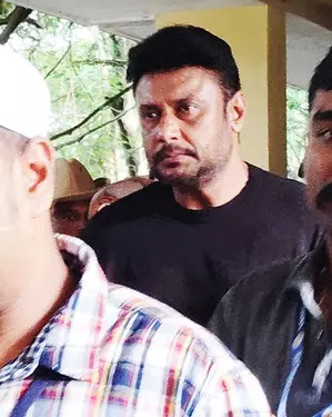 Fan murder case: Darshan grilled by IT sleuths in Ballary prison