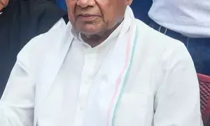 Shajapur SP’s negligence led to violence in Maksi: Digvijaya Singh