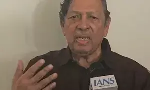 Only court can find someone guilty or innocent, CM Siddaramaiah should step down, says former Lokayukta Santhosh Hegde (IANS Interview)