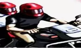 Rs 40 lakh snatched from contractor in Gujarat