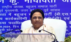 Dalits should not waste their votes on BJP, Cong: BSP chief Mayawati