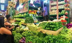 Vegetable prices soar in Kolkata retail markets ahead of festive season