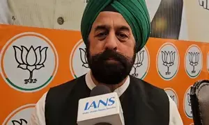 PDPs sympathies lie with terrorists, not nation: BJP slams party for halting poll campaign