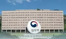 Four in ten illegal foreigners entered South Korea without visas: Ministry