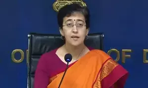 Delhi CM, ministers to inspect roads; promise pothole-free roads by Diwali