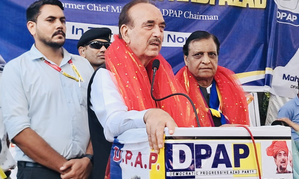 Want Article 370 back, but not expecting anything from BJP: Azad