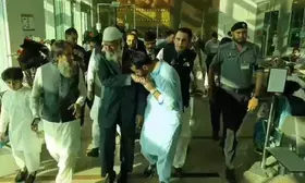 Pakistan accords grand welcome to fugitive radical preacher Zakir Naik