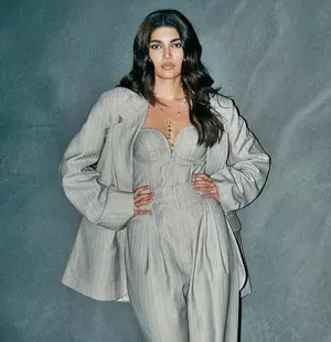 Alizeh wins IIFA Best Debutant award for Farrey: Couldn’t have asked for a better start Alizeh wins IIFA Best Debutant award for Farrey: Couldn’t have asked for a better start