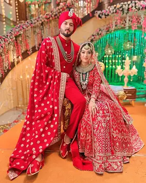 Dheeraj Dhoopar embraces red for Rabb Se Hai Dua wedding: Symbolising love, tradition Dheeraj Dhoopar embraces red for Rabb Se Hai Dua wedding: Symbolising love, tradition
