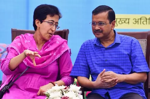 SC stays defamation proceedings against Kejriwal, Atishi