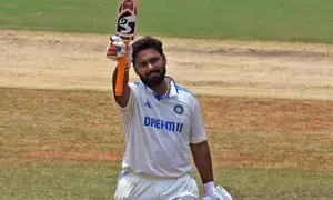 I would stop everything to watch Rishabh Pant bat, says Ian Bell