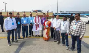 Jharkhand: PM Modi meets workers of State BJP HQ, admires their efforts