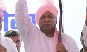 BJP, RSS unable to feel pain of farmers, says Kharge in Haryana