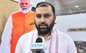 Khadi reaching new heights: KVIC Chairman celebrates Gandhi’s enduring legacy