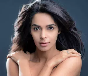 When Mallika Sherawat was harassed by a Bollywood hero knocking her  door at midnight