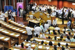 SC raises eyebrows over LGs interference with MCD Standing Committee election