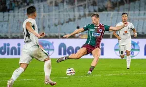 ISL 2024-25: First-half blitz helps Mohun Bagan ease past Mohammedan SC in Kolkata Derby
