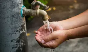 Contaminated water sparks outrage in Vadodara locality