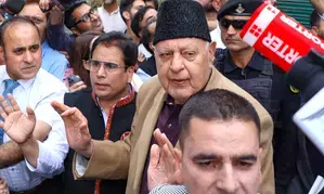 Can Farooq Abdullah act as a bridge between Delhi and J&K?