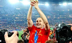 Real Madrid pays tribute to Barca legend Andres Iniesta after he quits football