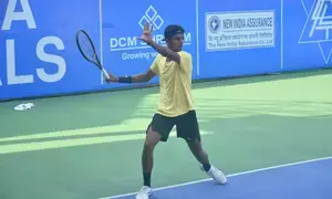 National Tennis Cship: Vinayagamurthy stuns Sangram; Samarth keeps on winning in Fenesta Open