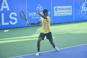 National Tennis Cship: Vinayagamurthy stuns Sangram; Samarth keeps on winning in Fenesta Open
