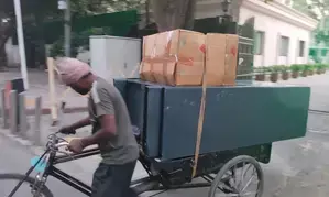 Delhi CMs official residence sealed by PWD amid handover dispute