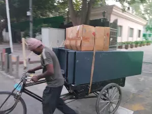 Delhi CMs official residence sealed by PWD amid handover dispute