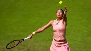 Wuhan Open: Local favourite Zheng, Sabalenka advance into third-round