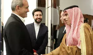 Qatari, Iranian officials discuss situation in Gaza, Lebanon