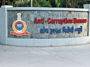 Gujarat: Central GST officer caught accepting Rs 1.25 lakh bribe