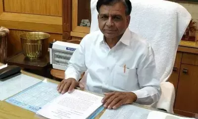 Cong demands MP Dy CM Devdas resignation after photos with drug lord surface