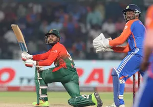 Bangladesh still finding best role for Mehidy Hasan Miraz in T20Is, says coach Pothas