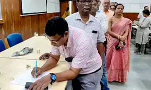 Mass resignations not legally acceptable: Bengal government