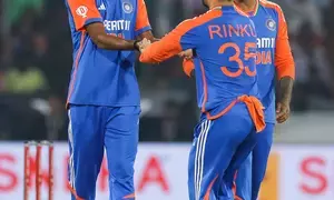 Washington Sundar bags Fielder of the Series medal ahead of Hardik Pandya