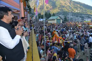 Himachal Guv opens Kullu Dussehra amid gathering of over 300 deities
